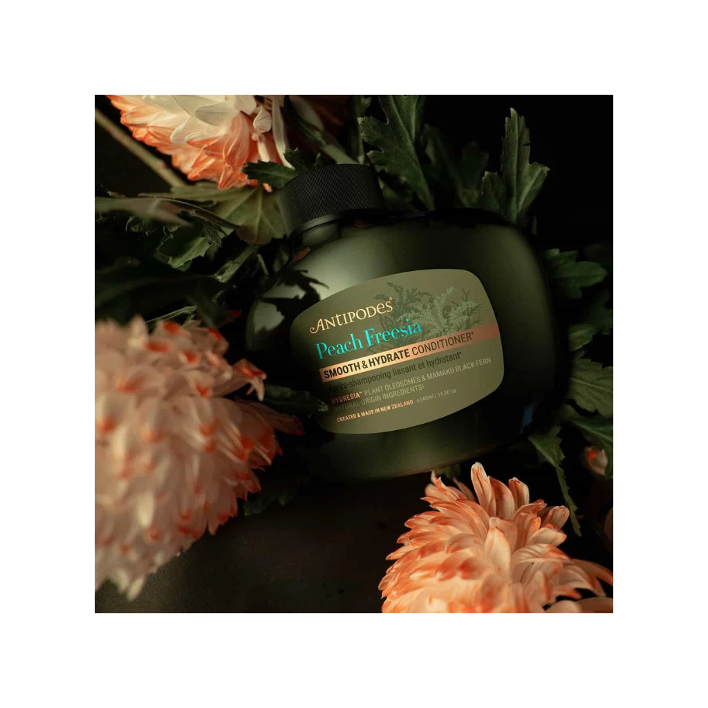Antipodes Peach Freesia Smooth & Hydrate Conditioner 340ml