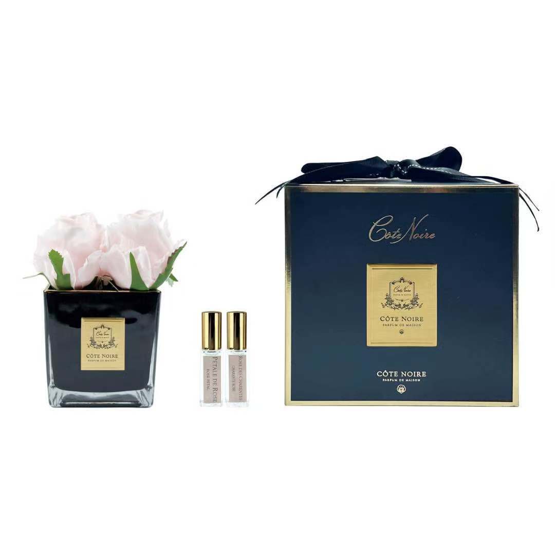Cote Noire Couture 4 Rose Buds - Square Black Vase Gold & French Pink